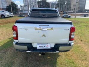 mitsubishi-l200-triton-2.4-16v-turbo-diesel-sport-hpes-cd-4p-4x4-automatico-wmimagem08091041363